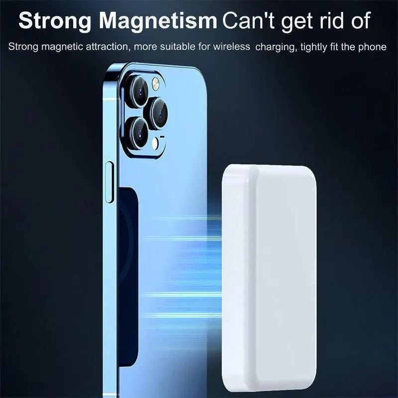 Flumyr™ Snap-On Zero-Bulk Magnetic Wireless Power Bank